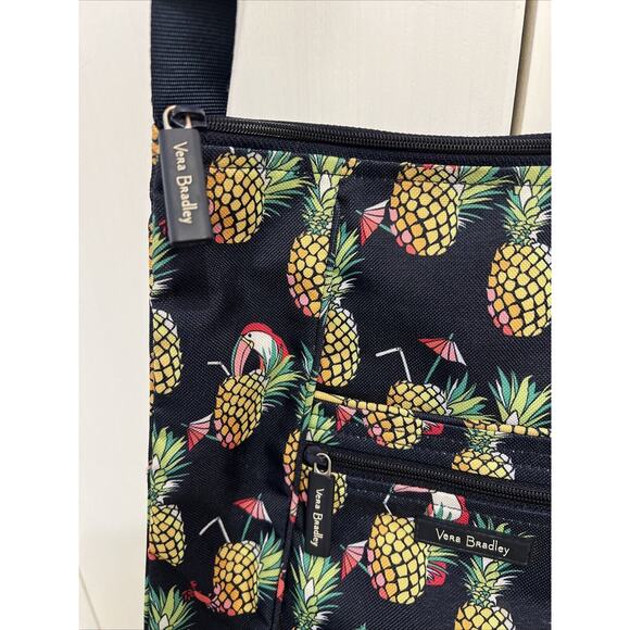 Vera Bradley Lighten Up Hipster Toucan Party Crossbody Navy Pineapples GUC! - Picture 4 of 6